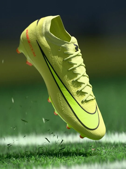 Zdjęcie produktu Buty piłkarskie na sztuczną trawę Nike zielony