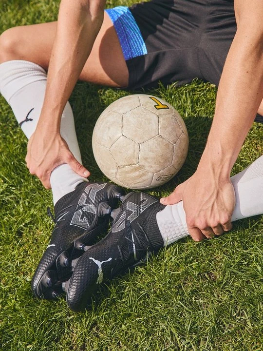 Zdjęcie produktu Buty piłkarskie na twardą nawierzchnię Puma czarny