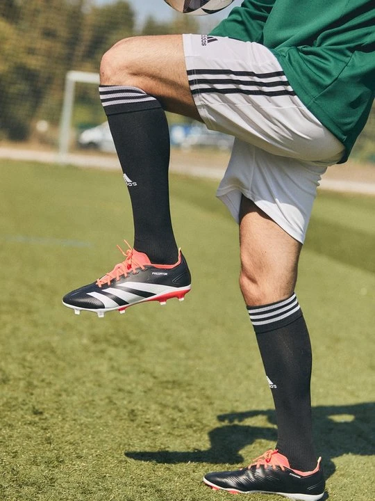 Zdjęcie produktu Buty piłkarskie na twardą nawierzchnię Adidas czarny