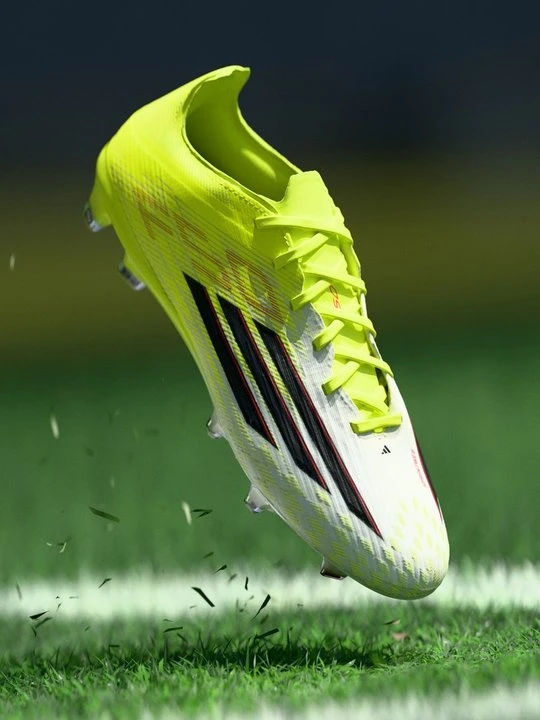 Zdjęcie produktu Buty piłkarskie na twardą nawierzchnię Adidas żółty