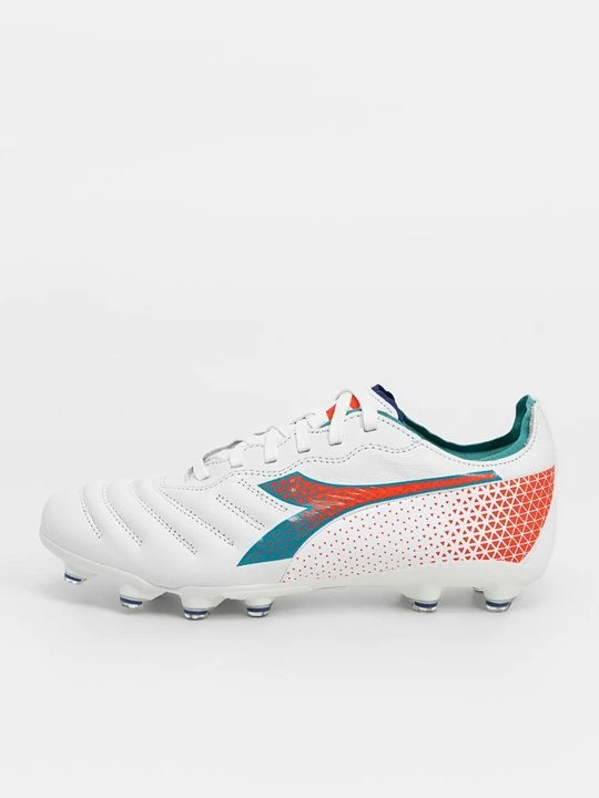 Zdjęcie produktu Buty piłkarskie na twardą nawierzchnię Diadora biały