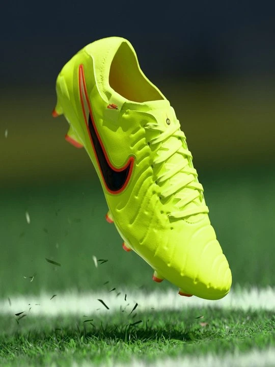 Zdjęcie produktu Buty piłkarskie na twardą nawierzchnię Nike żółty neon