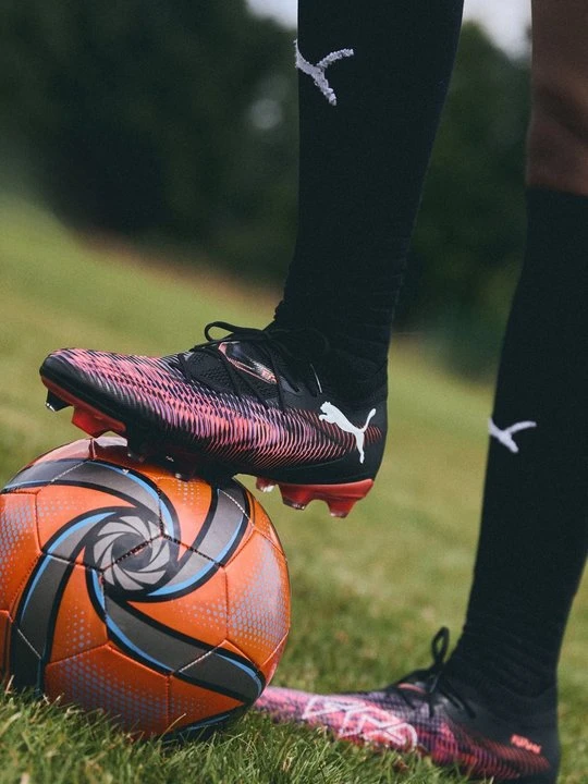 Zdjęcie produktu Buty piłkarskie na twardą nawierzchnię Puma czarny