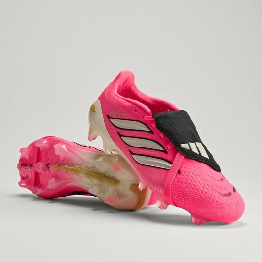 Zdjęcie produktu Buty piłkarskie na twardą nawierzchnię (FG) z wywijanym językiem Predator Pro Adidas różowy