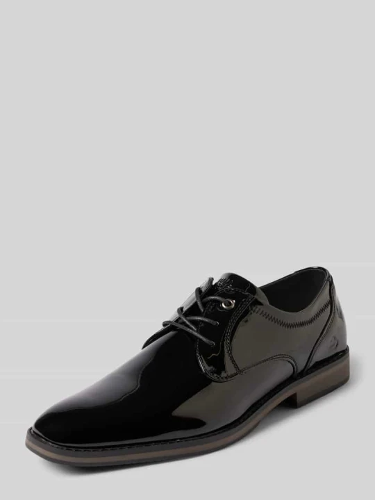 Zdjęcie produktu Buty sznurowane z lakieru z detalem z logo Bullboxer Czarny