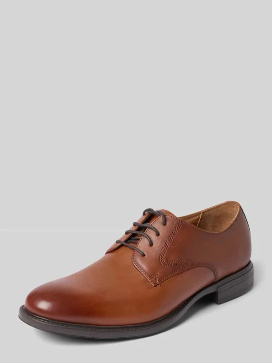 Zdjęcie produktu Buty sznurowane z naturalnej skóry bydlęcej Tamaris Koniakowy