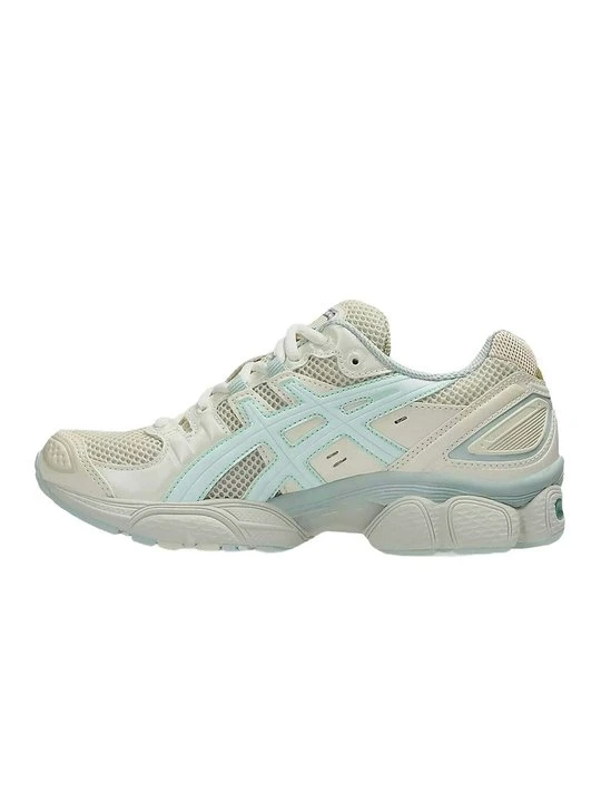 Zdjęcie produktu Buty treningowe Asics jasnoniebieski