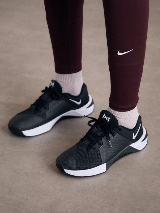 Zdjęcie produktu Buty treningowe Nike czarny