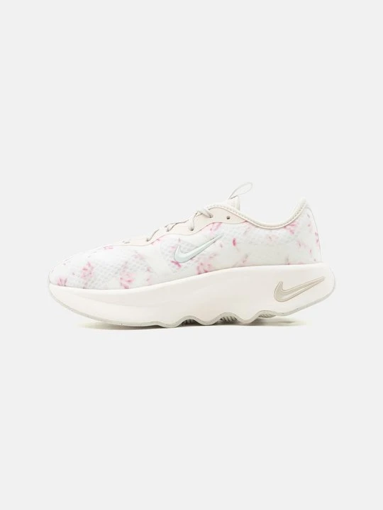 Zdjęcie produktu Buty treningowe Nike mleczny