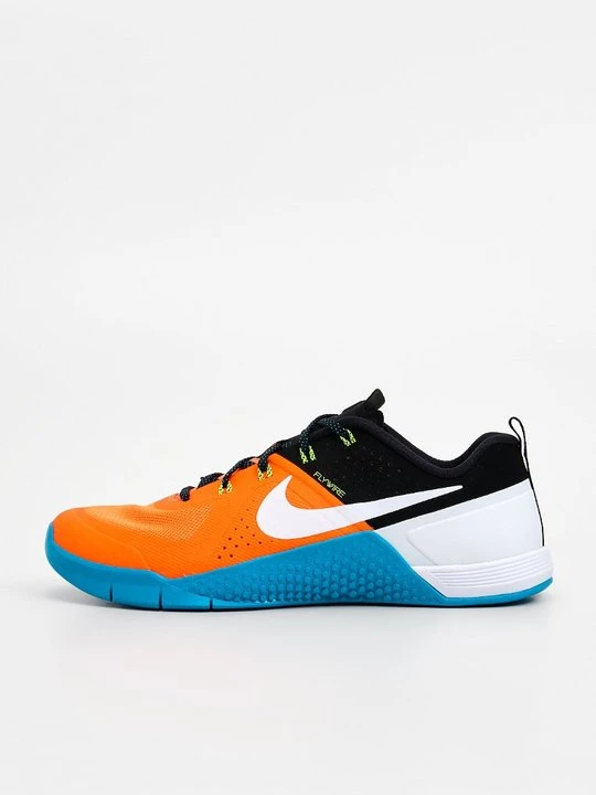Zdjęcie produktu Buty treningowe Nike pomarańczowy