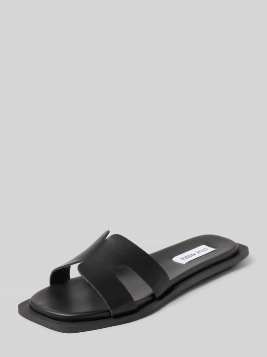 Zdjęcie produktu Buty wsuwane z naturalnej skóry model 'Sofia' Steve Madden Czarny