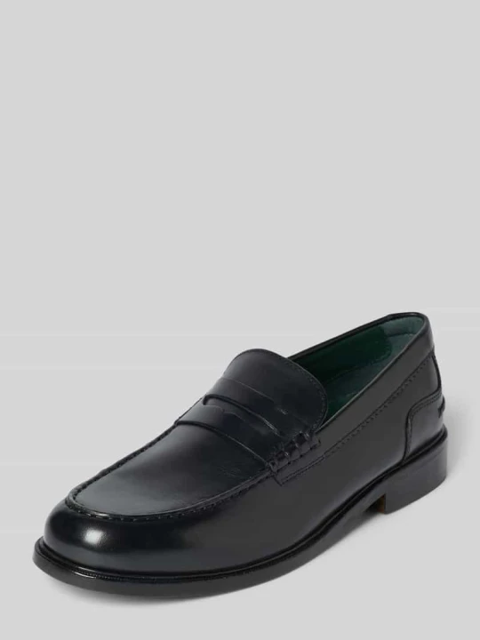Zdjęcie produktu Buty wsuwane z powlekanej skóry model 'CraftJames' Clarks Czarny