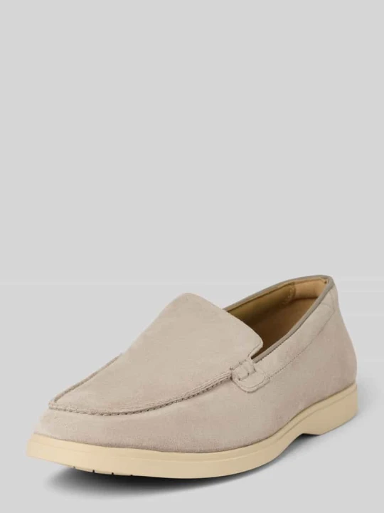 Zdjęcie produktu Buty wsuwane z powlekanej skóry model 'Torford Easy' Clarks Jasnoszary