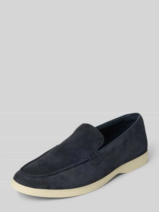 Zdjęcie produktu Buty wsuwane z powlekanej skóry model 'Torford Easy' Clarks Granatowy