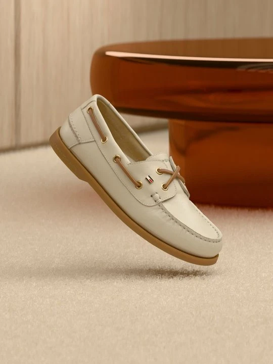 Zdjęcie produktu Buty żeglarskie Tommy Hilfiger beżowy