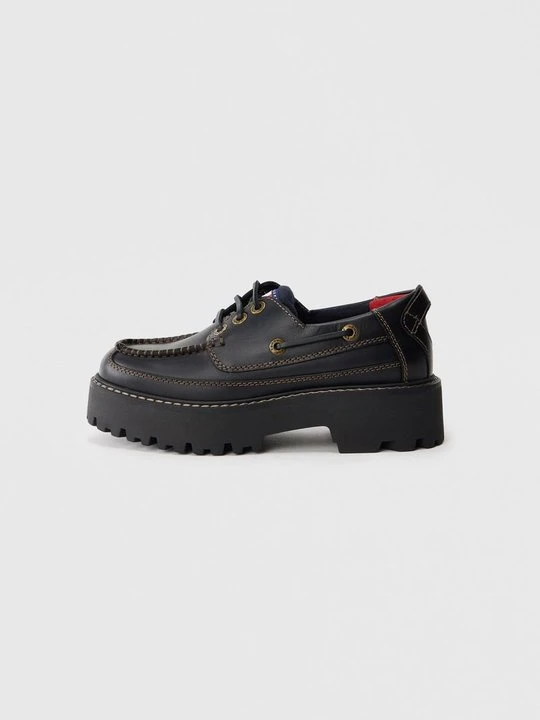 Zdjęcie produktu Buty żeglarskie Tommy Jeans czarny