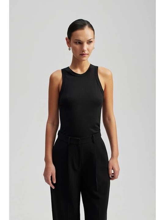Zdjęcie produktu By Malina Top "Elle" w kolorze czarnym rozmiar: XXS