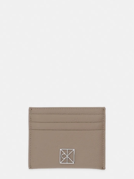 Zdjęcie produktu Calvin Klein etui na karty damskie skórzane beżowy
