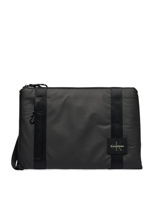 Zdjęcie produktu Calvin Klein Etui na laptopa Rubberized Laptop Sleeve W / Hand LV04D1294G Czarny