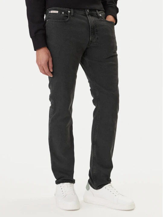 Zdjęcie produktu Calvin Klein Jeans Jeansy Essential LV04RB738G Czarny Slim Fit