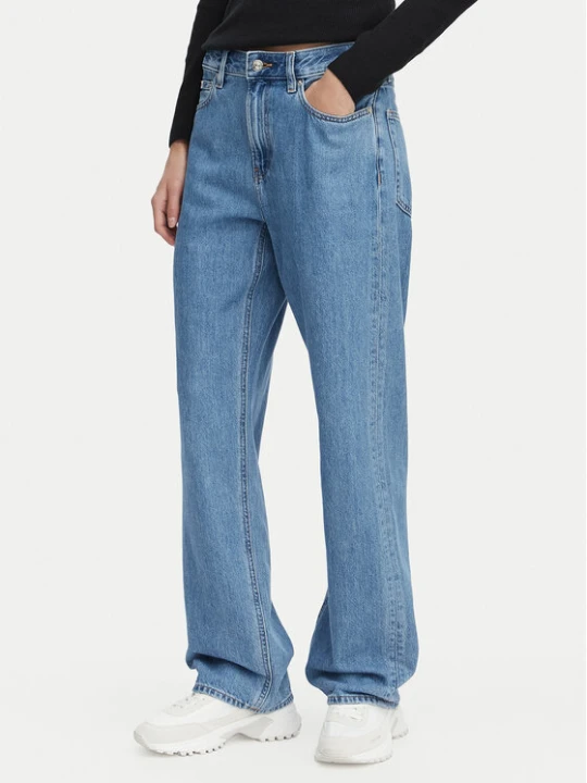 Zdjęcie produktu Calvin Klein Jeans Jeansy LV047G799G Niebieski Straight Fit
