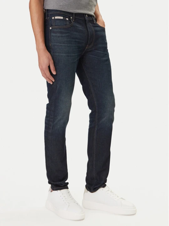 Zdjęcie produktu Calvin Klein Jeans Jeansy LV04RD700G Granatowy Tapered Fit