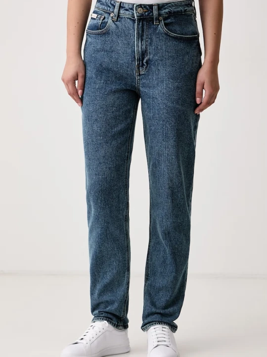 Zdjęcie produktu Calvin Klein Jeans jeansy mom fit damskie niebieski