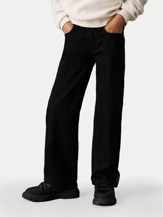 Zdjęcie produktu Calvin Klein Jeans Jeansy Skater IB0IB02185 M Czarny Regular Fit