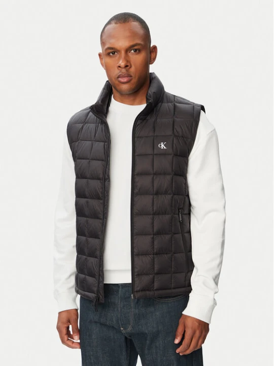Zdjęcie produktu Calvin Klein Jeans Kamizelka LV04RG507G Czarny Regular Fit