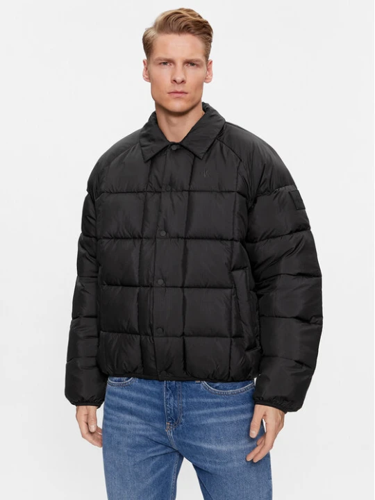 Zdjęcie produktu Calvin Klein Jeans Kurtka przejściowa J30J324058 Czarny Regular Fit