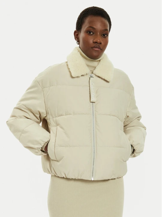Zdjęcie produktu Calvin Klein Jeans Kurtka zimowa Aviator J20J224121 Beżowy Relaxed Fit