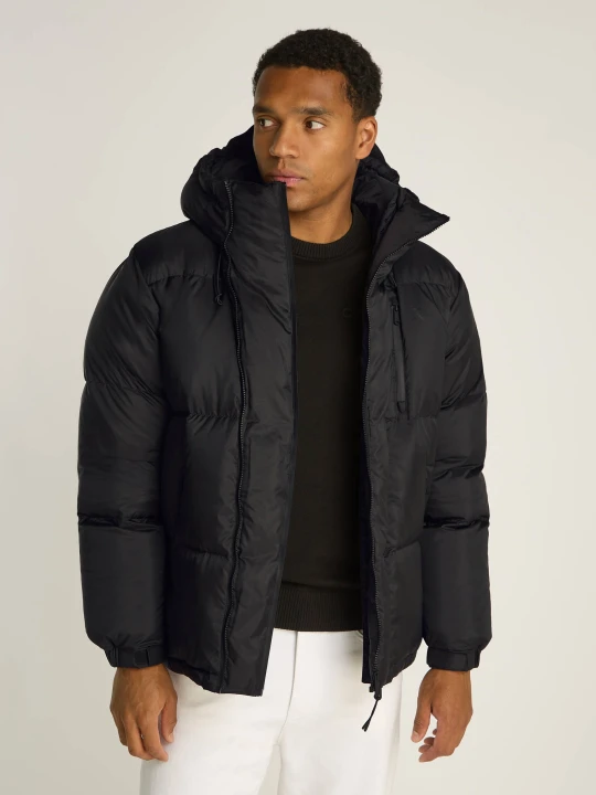 Zdjęcie produktu Calvin Klein Jeans Puchowa kurtka | Regular Fit czarny