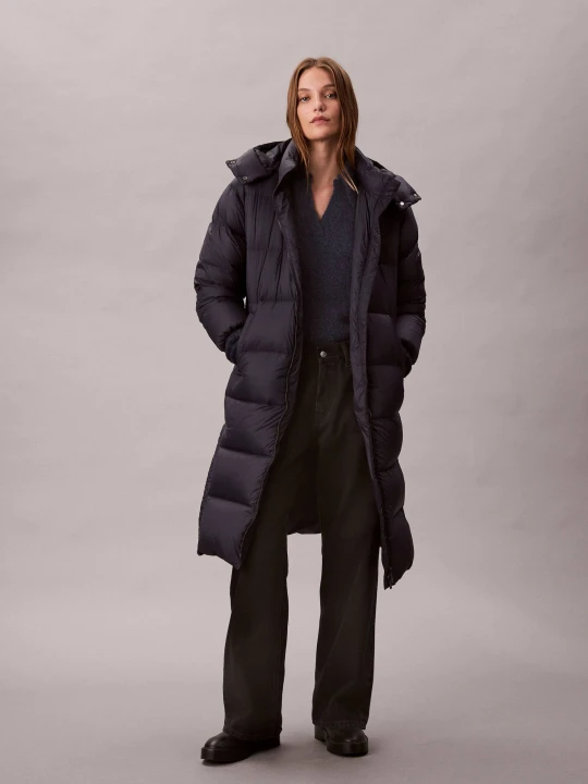 Zdjęcie produktu Calvin Klein Jeans Puchowy płaszcz ESSENTIAL granatowy