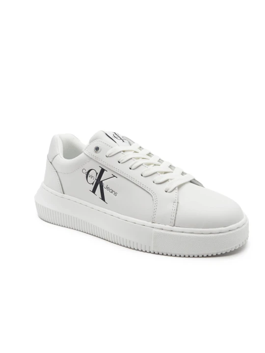 Zdjęcie produktu Calvin Klein Jeans Skórzane trampki CHUNKY CUPSOLE MONOLOGO biały