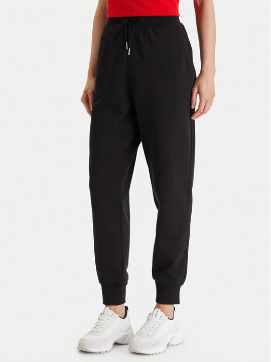 Zdjęcie produktu Calvin Klein Jeans Spodnie dresowe Archive Logo LV047E236G Czarny Slim Fit