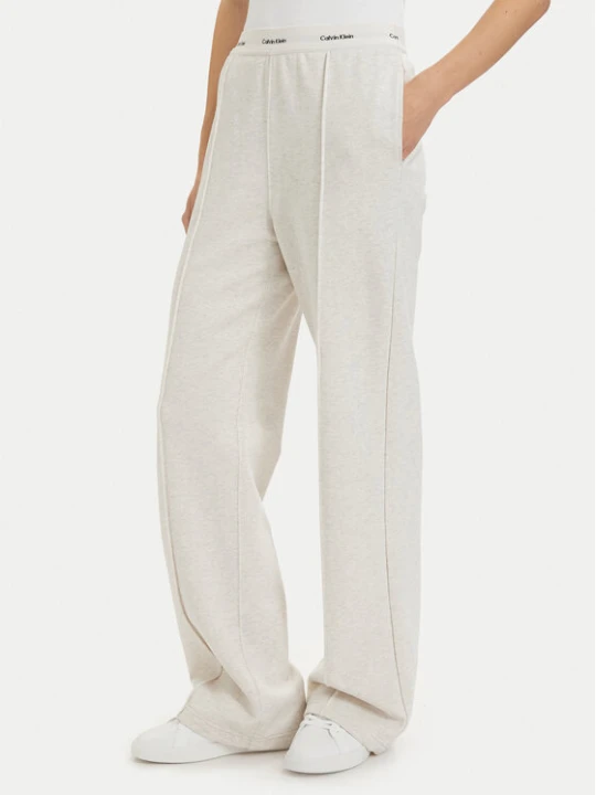 Zdjęcie produktu Calvin Klein Jeans Spodnie dresowe LV047G253G Kremowy Relaxed Fit