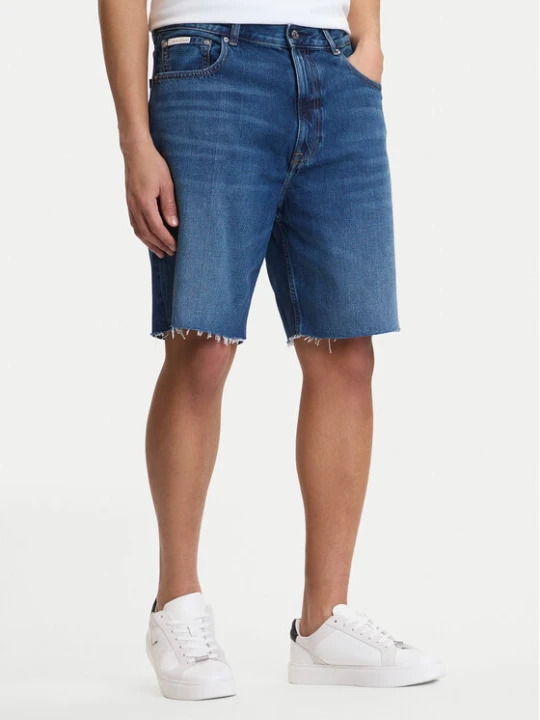 Zdjęcie produktu Calvin Klein Jeans Szorty jeansowe LV04RF793G Niebieski Regular Fit
