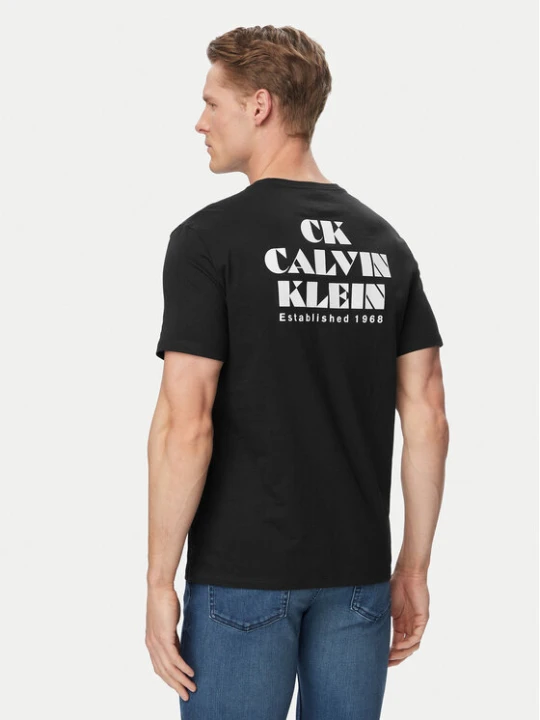 Zdjęcie produktu Calvin Klein Jeans T-Shirt Resort Graphic LV04RG802G Czarny Regular Fit