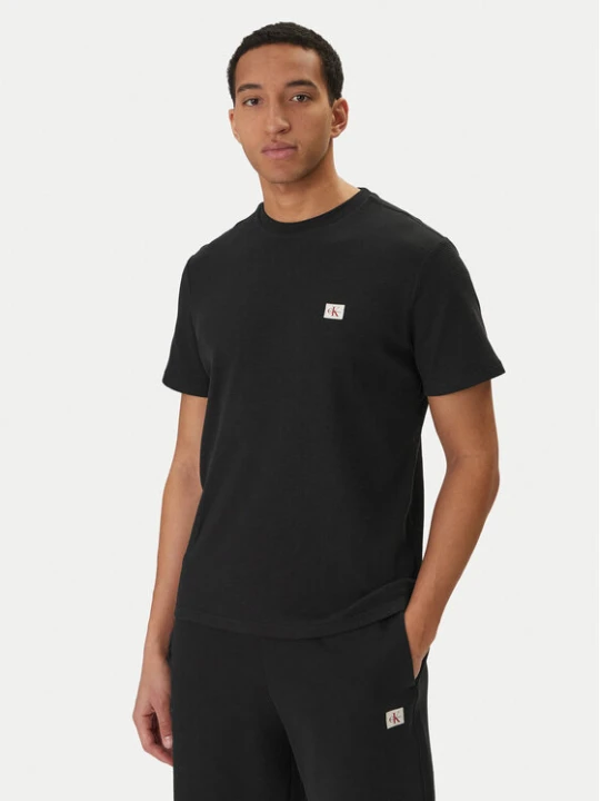 Zdjęcie produktu Calvin Klein Jeans T-Shirt Waffle Badge LV04RD008G Czarny Regular Fit
