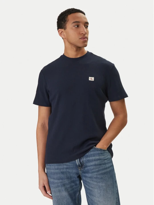 Zdjęcie produktu Calvin Klein Jeans T-Shirt Waffle Badge LV04RD008G Granatowy Regular Fit