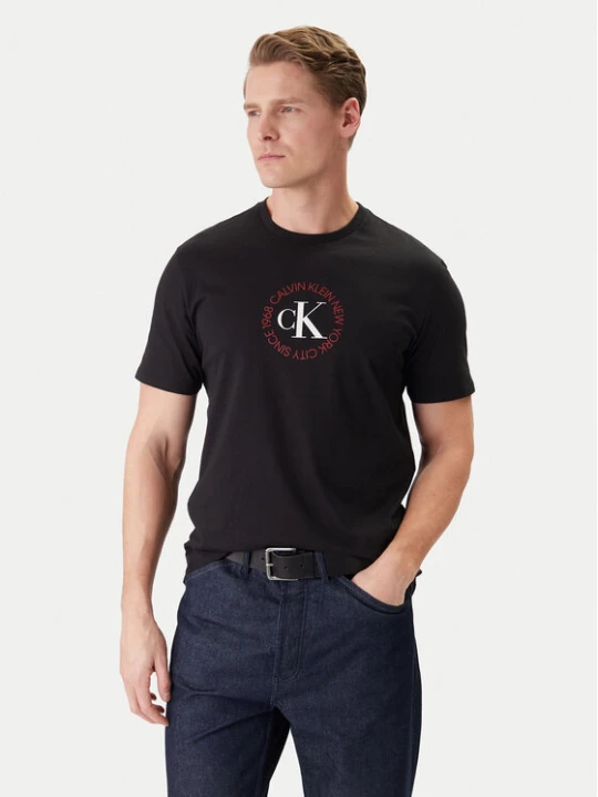 Zdjęcie produktu Calvin Klein Jeans T-Shirt Word Circle Graphic LV14RE816G Czarny Regular Fit