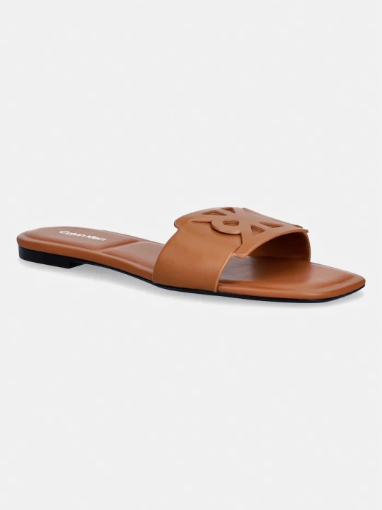 Zdjęcie produktu Calvin Klein klapki damskie skórzane SQUARE FLAT SANDAL EMBLEM brązowy