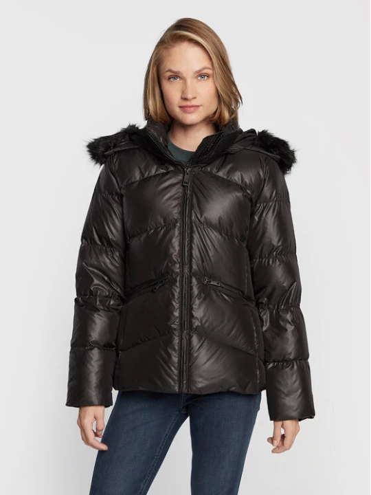 Zdjęcie produktu Calvin Klein Kurtka puchowa Essential K20K204952 Czarny Regular Fit