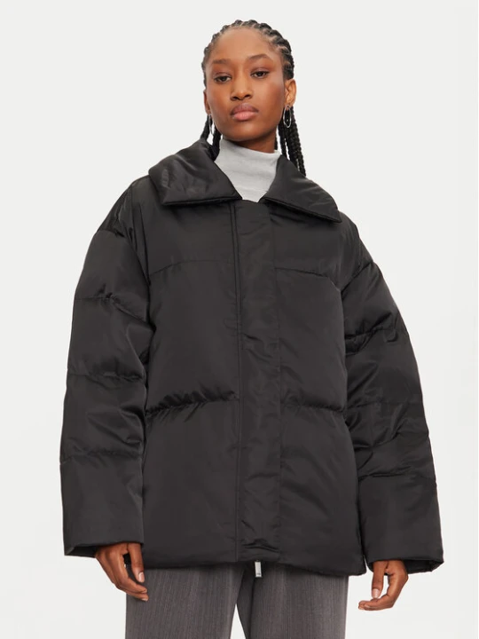 Zdjęcie produktu Calvin Klein Kurtka puchowa K20K207720 Czarny Regular Fit