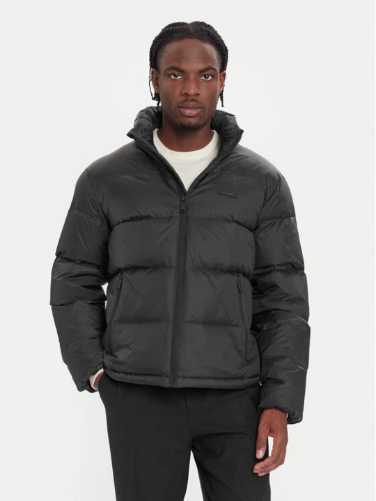 Zdjęcie produktu Calvin Klein Kurtka puchowa LV04LD529G Czarny Regular Fit