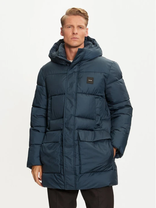 Zdjęcie produktu Calvin Klein Kurtka zimowa K10K113465 Niebieski Regular Fit