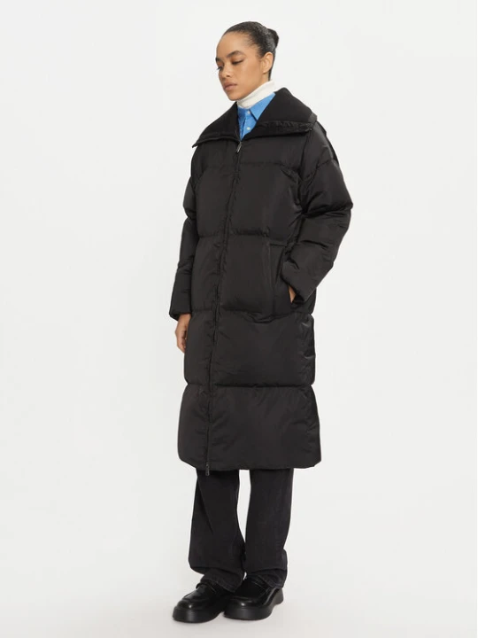 Zdjęcie produktu Calvin Klein Kurtka puchowa K20K207721 Czarny Regular Fit