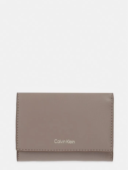 Zdjęcie produktu Calvin Klein portfel damski z imitacji skóry beżowy