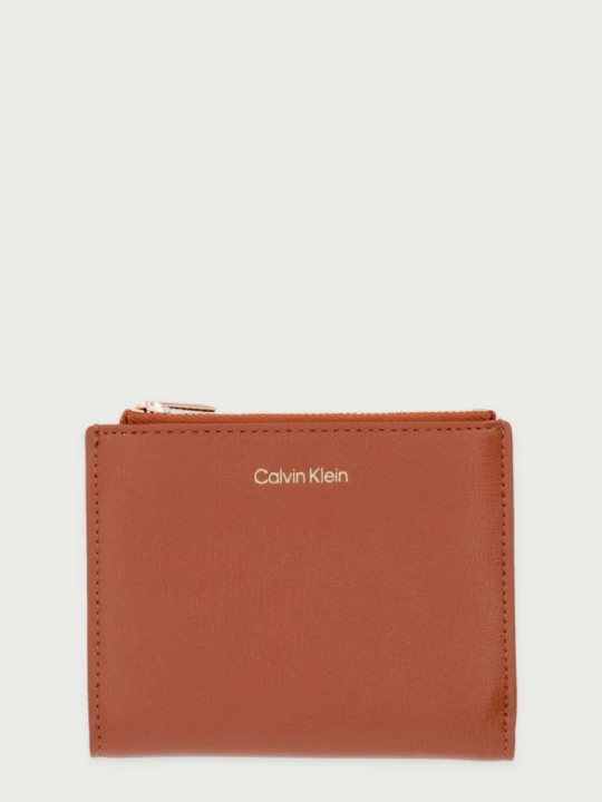 Zdjęcie produktu Calvin Klein portfel damski z imitacji skóry brązowy