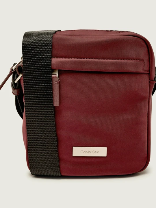 Zdjęcie produktu Calvin Klein Reporterka bordowy